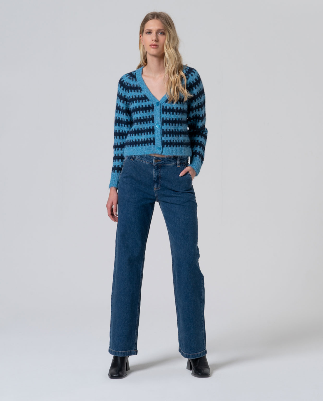 Pantalón Vaquero Corte Recto Color Índigo de Surkana